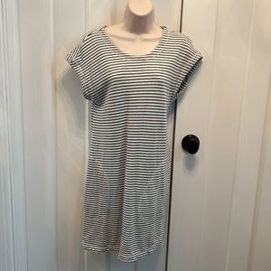 Max Studio heather grey striped T-shirt dress